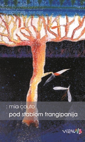 Pod stablom frangipanija 